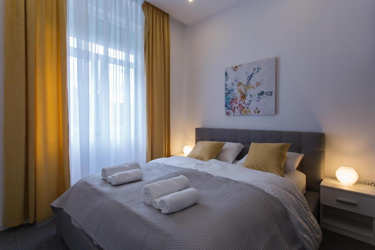 Elenas Rooms & Apartment 자그레브 외부 사진